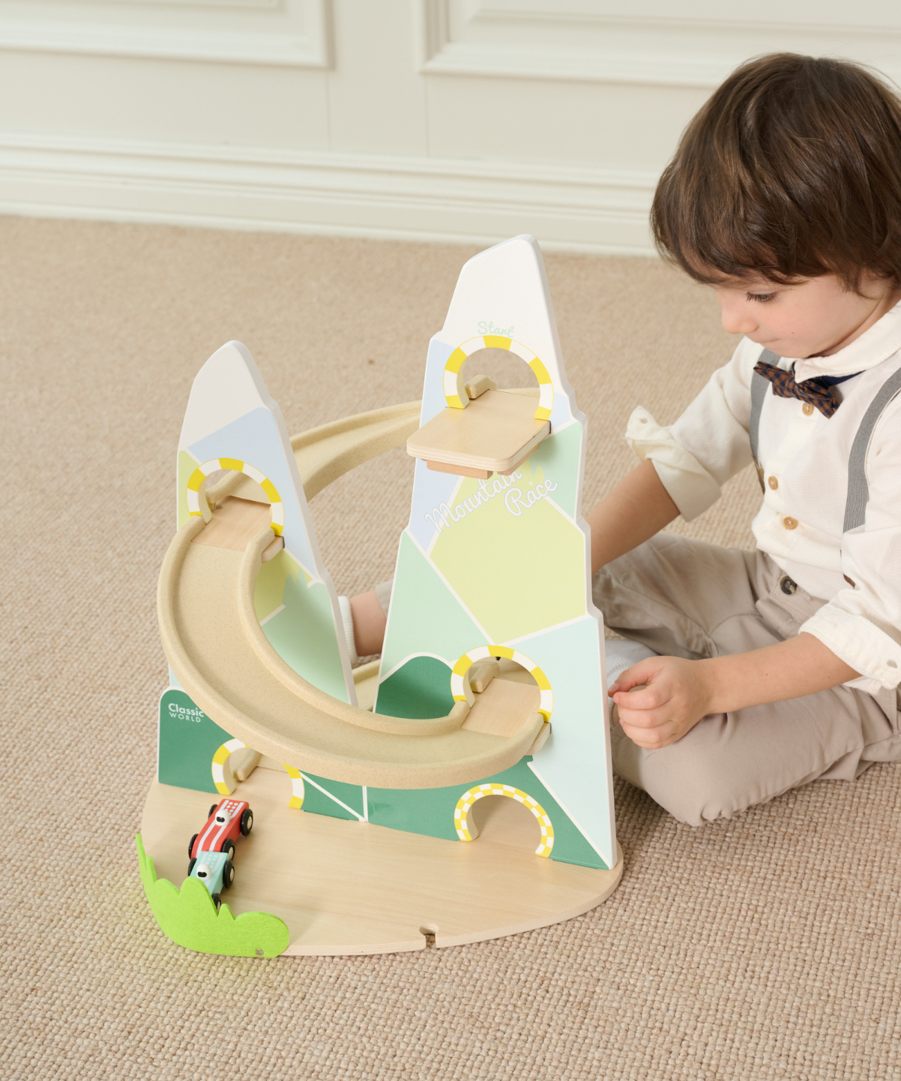Leaf Racer Toy Classic World • Mountain Racer • Singapore – the little oak tree.