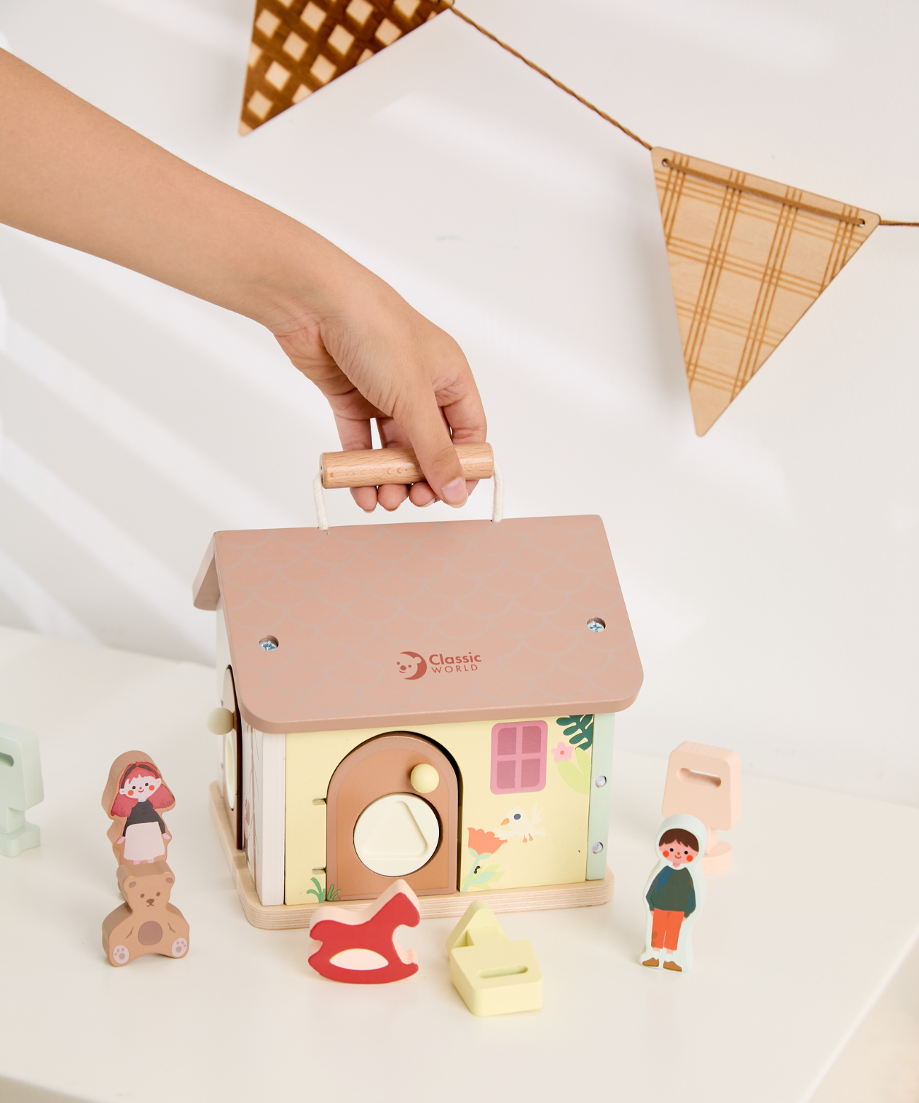 Wooden Locking House