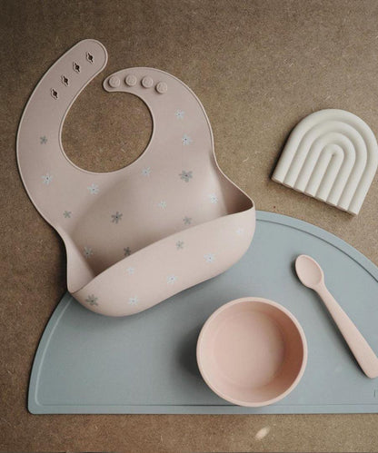 Printed Mushie Silicone Bib Singapore Daisy