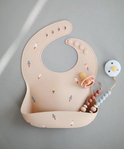 Printed Mushie Silicone Bib Singapore Rockets