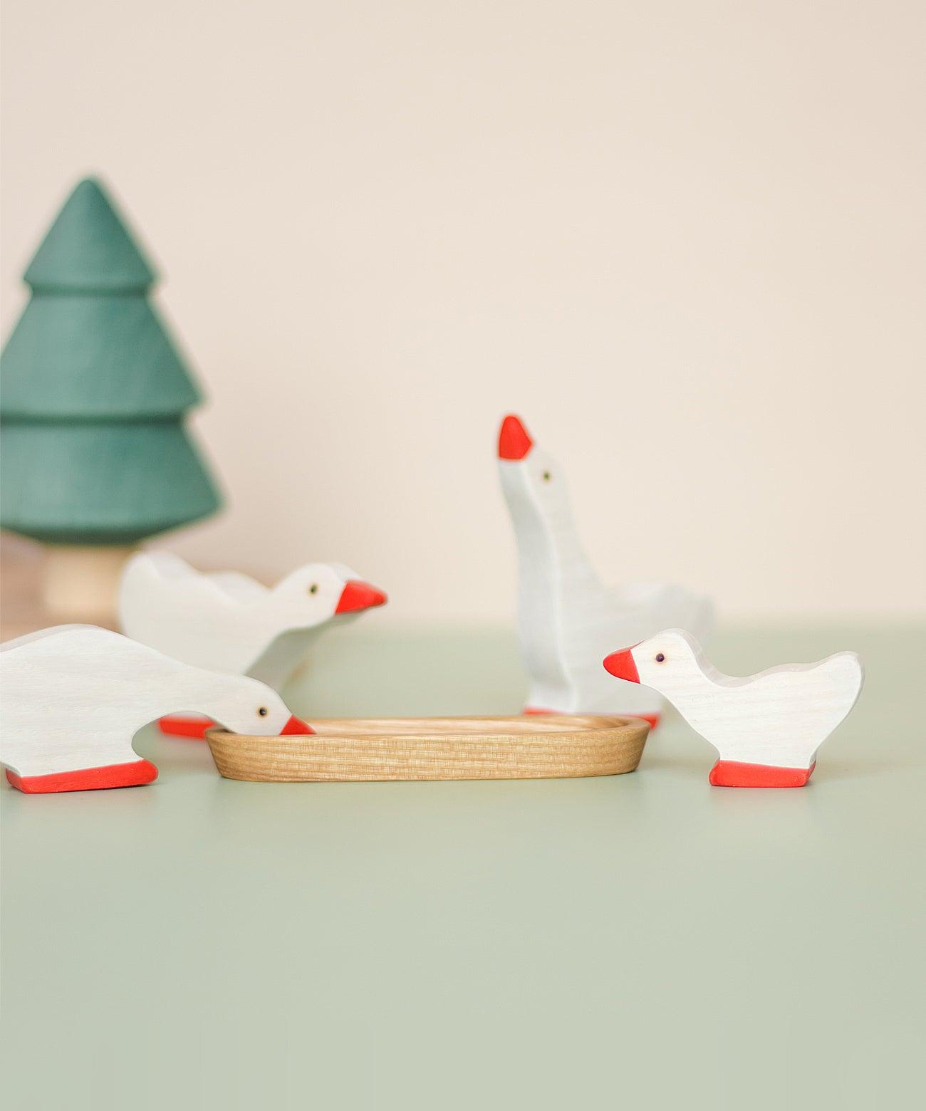 Family of Geese • Set of 4